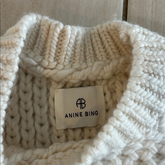 Anine Bing Brittany Balloon Short Sleeve Knit Sweater - Picture 8 of 10